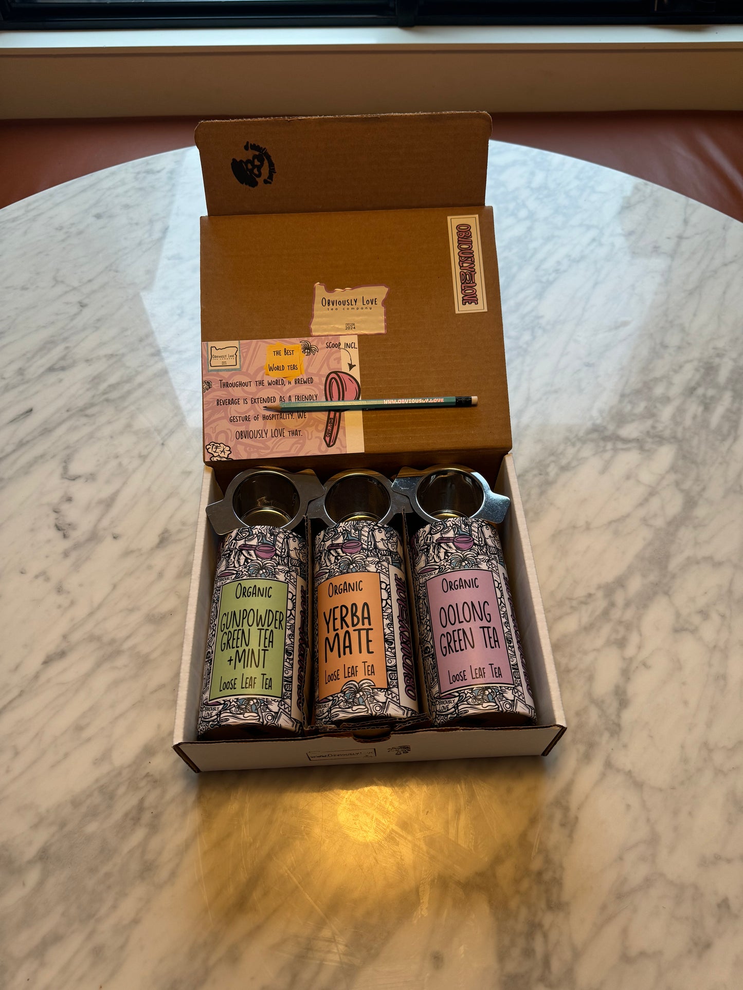 Gift Box - Three teas- Three strainers- Office gifting